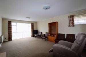 Lounge- click for photo gallery